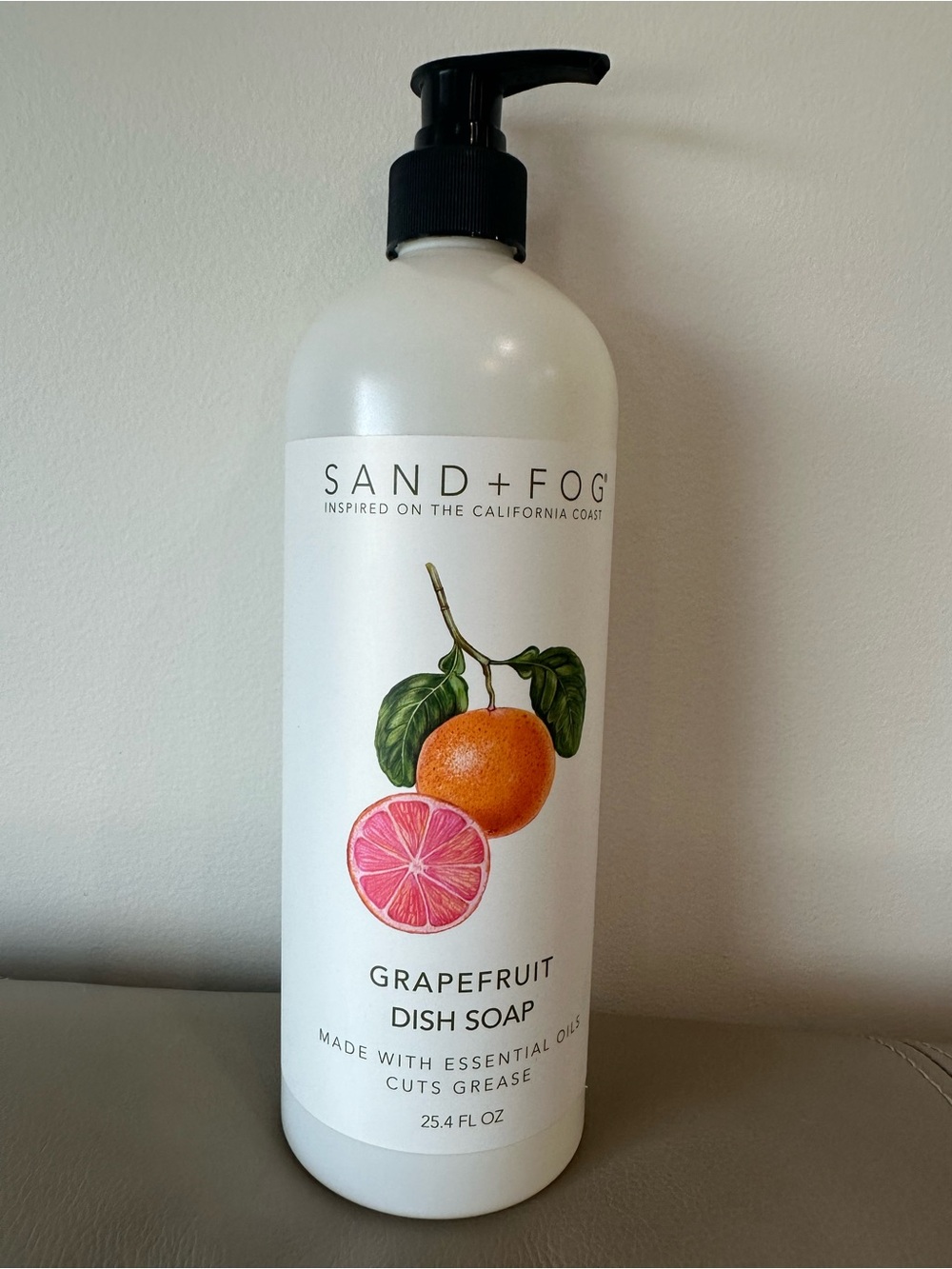 Sand+Fog Grapefruit Dish Soap